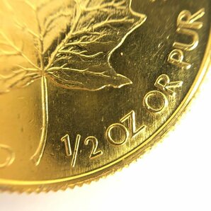 K24IG カナダ メイプルリーフ金貨 1/2oz 1996 総重量15.6g【CCAR6022】の画像5