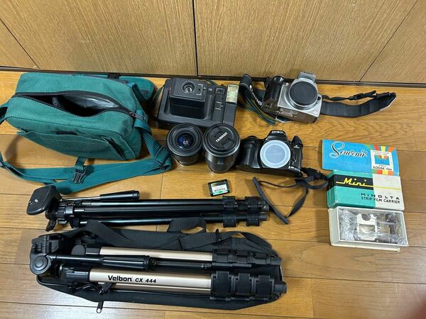 カメラセット　まとめ　旧家蔵出し、骨董品、コレクション、趣味、セール、処分 レンズ 三脚 Canon カメラ キャノン EOS 