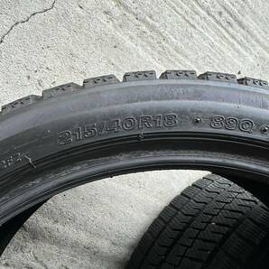 215/40R18 スタッドレスタイヤ ブリヂストン BLIZZAK VRX2 4本セットバリ山 の画像3