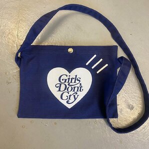 ☆HUMAN MADE × Girls Don’t Cry ヒューマンメイド × ガールズドントクライ☆コラボ キャンバス サコッシュ canvas sacoche navyの画像1