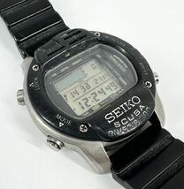 【稼働品】 SEIKO セイコー M796-5A10 SCUBA メンズ 腕時計 クォーツ QZ AIR DIVER'S 200m デジタル ブラック 防水 現状品_画像2