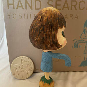 【模写】奈良美智 Yoshitomo Nara Hand Searching polystone acrylic coloured pencil and mixed media 31cmの画像6