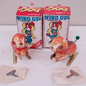 ブリキ 犬 おもちゃ 箱付き 2点セット WIND-UP ANIMAL DOG ゼンマイ式 北京玩具 M03017Tの画像1