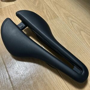 BONTRAGER AEOLUS ELITE サドル 145mm 中古 ボントレガー アイオロスエリート　