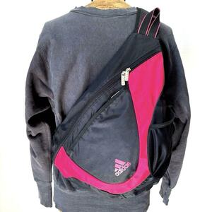  розовый чёрный adidas Adidas one сумка на плечо сумка "body" Y2K Tec архив Tec sling mesenja- наклонный плечо . б/у одежда 
