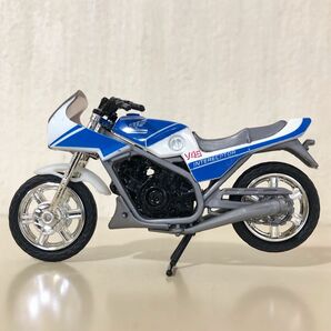 ミニチュアバイク【ホンダ VF750F V45 インターセプター】