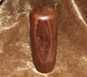 木製シフトノブ(材質：ウォールナット）12ｘ1.25mm（RD-33.6D100.9L)