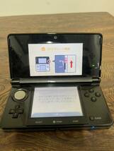 Nintendo ニンテンドー 任天堂 3DS ゲーム機 ソフト計8個付き ケース付き 動作確認済み 初期化済み_画像2