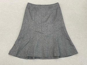 (J01570) アマカ AMACA ウールシルクカシミヤ混 ひざ丈 フレアスカート 38 グレー系