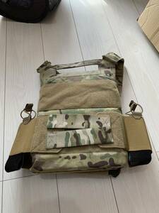 DIRECT ACTION プレートキャリア HELLCAT 軽量モデル PC-HLC-CD DIRECT ACTION - HELLCAT LOW VIS PLATE CARRIER Mサイズ　マルチカム