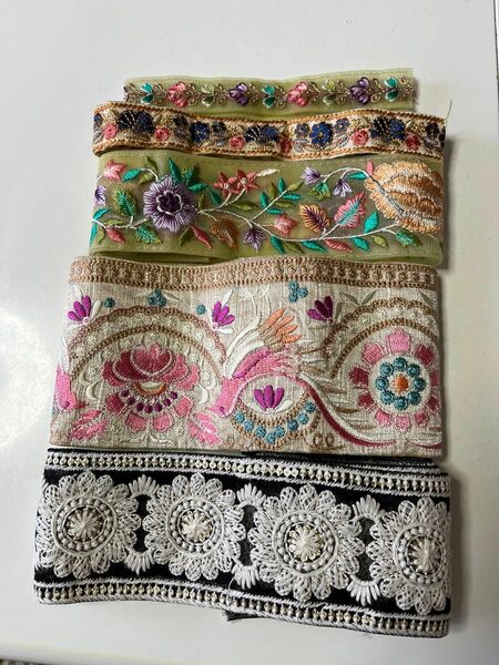 インド刺繍リボン端切れ