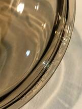A7519●耐熱ガラス製 両手鍋 アンバーカラー iwaki VISIONS 電子レンジ・オーブン・直火OK 外径21.7 手～手30.7 高さ11㎝ 未使用品_画像5