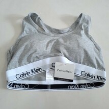 Sサイズ　カルバンクライン　スポーツブラセット　上下セット　グレー　下着 Calvin klein CK 新品未使用_画像3