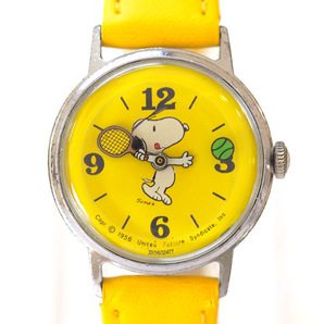 整備済 稼働 スヌーピー 新品ベルト TIMEX 1970年代 機械式手巻き 腕時計 希少レア Snoopy Tennis タイメックス テニスボール 黄色文字盤の画像3