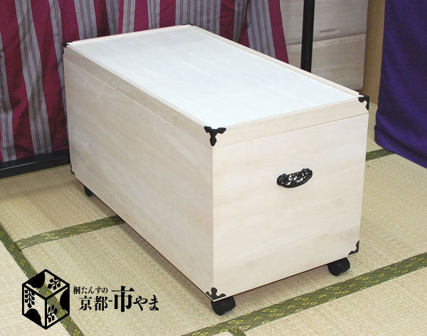 Hina Dolls, May Dolls, Paulownia, Hina Doll Storage Case, Closet, Can be Stored, Depth 76cm, 1 Tier, Full Paulownia, Hina Dolls, Paulownia Costume Case, Costume Case, Paulownia Box, with Casters, season, Annual event, Doll's Festival, Hina doll