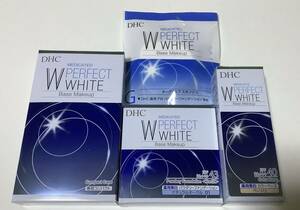 ★★★ DHC MEDICATED PERFECT WHITE パウダリーファンデーション 未使用4点セット ★★★専用コンパクト+スポンジ付