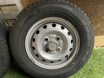 美品　145/80R12 80/78N LT YOKOHAMA BluEarth Van 2022年製　バリ山4本セット　スチールホイール 12x3.5B 軽トラ　軽バン等　_画像3