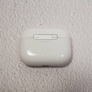Apple AirPods Pro 第2世代 USB-C MagSafe充電ケース 使用期間1ヶ月の画像5
