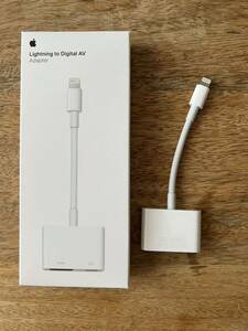 極美品 送料無料Apple Lightning to Digital AV Adapter AVアダプタ iPhone 