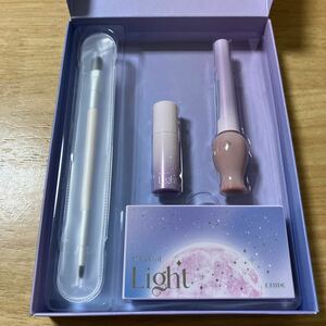 Неиспользованный Etude Etude Parade Oblight Holiday Makeup Комплект для макияжа для глаз.