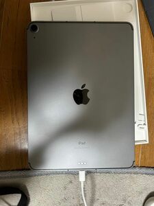 iPad Air 第4世代　64GB スペースグレー　　　　 Cellularモデル　　　SIMロック解除済