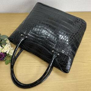 美品 定25万 最高峰 本物 マット クロコダイル ポロサス crocodile 両面 センターセレクト 総革 高級 お出かけ ハンドバッグ 黒の画像2