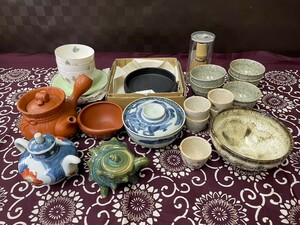 【倉庫整理品】色々食器類大量セット　検:急須　茶器　蓋付碗　お猪口　珍品栄螺急須　硯　抹茶碗　在庫処分　茶筅　茶道具　在銘　