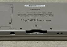 ニンテンドーDSi LL 本体 ナチュラルホワイト /ACアダプタ（WAP-002充電器）付き /簡易動作確認・初期化済 現状品 任天堂_画像6