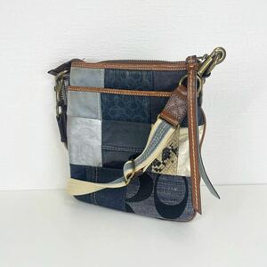 COACH コーチ ショルダーバッグ ポシェット マルチケース 青色 Z090