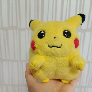 ピカチュウ　初期　初代　トミー　TOMY レトロ　ぬいぐるみ　pikachu 当時物　ポケモン　ポケットモンスター 小さいサイズ ピカチュー