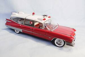  1/18 Precision1959 Cadillac Superior　救急車キャデラックスーペリア　中古品