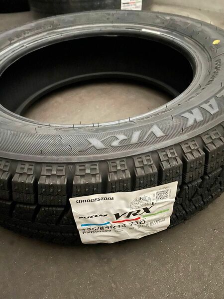 新品　ブリヂストン　BLIZZAK VRX 155/65R13 スタッドレス 1本　冬タイヤ　未使用