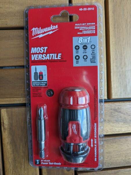 新入荷!!【日本未発売】Milwaukee ミルウォーキー 8-in-1コンパクトマルチビットドライバー 工具 便利 DIY アメリカ ツール