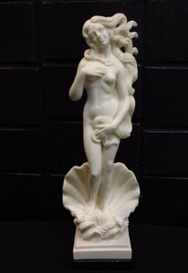 ｍ4634 現状　ヴィーナス像　女神　誕生　彫刻　フィギュア？　ヌード　女性　貝の上に立つ女の人　高さ約42cm　インテリア　置物