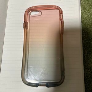 iFACE iPhone SE用ケース　グラデーション　ピンクと青