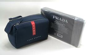 prdp11 新品未使用本物箱付き　プラダ　PRADA　ノベルティトラベルポーチ.