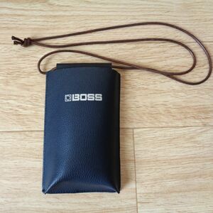 BOSS スマートフォン ネックポーチ 未使用品 スマホポーチ