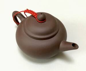 "Purple Sand Tea Pot" (маленький, темно-коричневый) Китайская чайная посуда, чайник для китайского чая (стандартный чайник) [Исин, провинция Цзянсу, Китай]