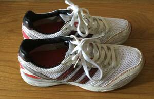  beautiful goods * Adidas running shoes 22.5