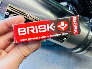 BRISK ブリスク プラグ AR12ZS 型間違えのため出品致します 新品未使用です