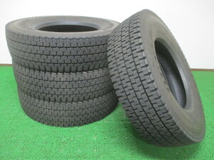 ZE962【送料無料】225/80R17.5 123/122 超溝高 8~8.5分山 スタッドレス DECTES SP001 20年製 4本 激安 中型 4トン トラック キャンター 等