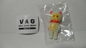 VAG (VINYL ARTIST GACHA)　SERIES 38　NEKO　蓄光　コジカトイズ　ソフビ　フィギュア　ガチャガチャ