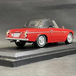 ■日産フェアレディ2000 (1967)■アシェット■1/43■日産コレクションNo.1■日産名車■ミニカー■ケース入り■ケース割れ/ミラー訳あり■の画像3