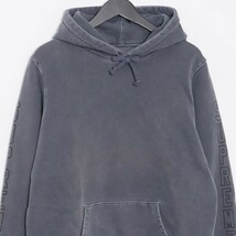 SUPREME 袖ロゴパーカー Sサイズ グレー シュプリーム Logo Hoodie_画像3