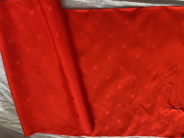 神羽311）赤反物ハギレ絹　巾38cm　長さ265cm