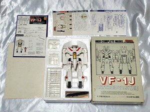 即決旧バンダイ HCM 超時空要塞マクロス 1/72 VF-1J バトロイドバルキリー ミンメイフィギュア付 ハイコンプリートモデル /超合金 HI-METAL