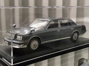 トヨタ センチュリー ミニカー ノレブ 1/43