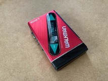 SONY Walkman WM-102 レッド オートリバースモデル WM-101の後継_画像1