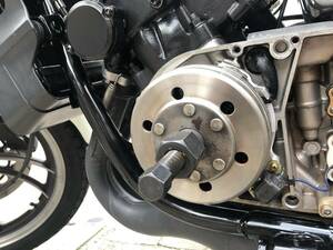 【送料込み】 RZに フライホイールプーラー RZ350 RZ350R RZ250 RZ250R 4U0 31K 29K 1UA 48H 4L3 29L 3HM 1XG 51L フライホイールプラー