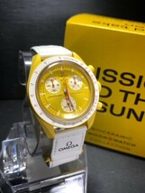 希少 新品 Swatch × Omega MISSION TO THE SUN スウォッチ × オメガ ミッション トゥ ザ サン 腕時計 バイオセラミック SO33J100_画像4